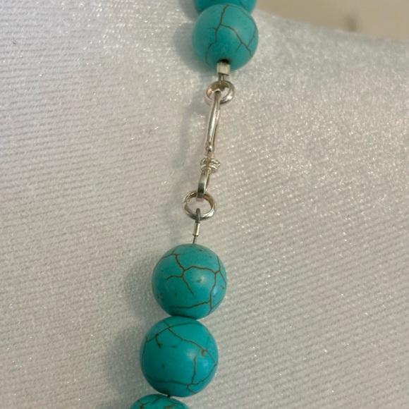 Turquoise Howlite Necklace Set NWOT - Picture 7 of 10